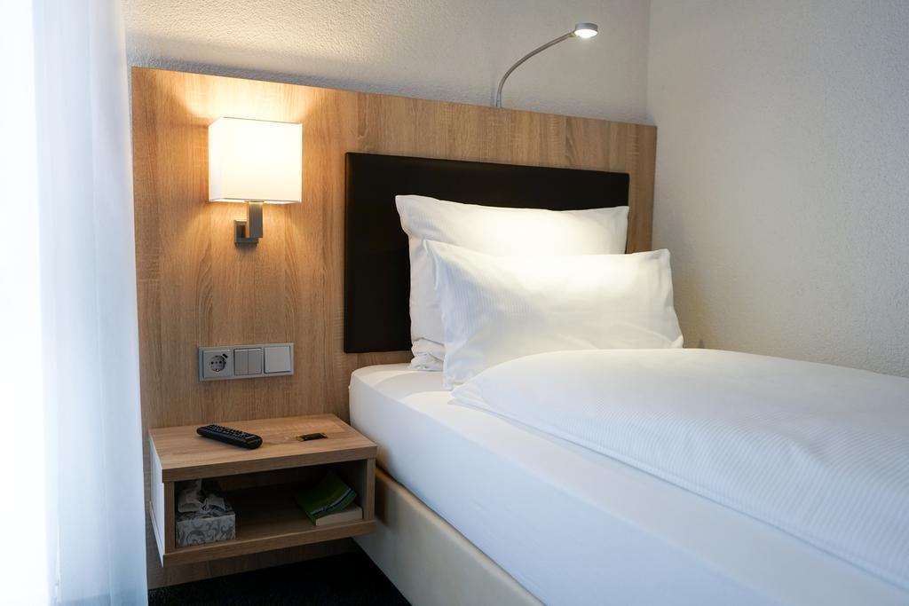 Hotel Go2Bed Weil Am Rhein - Basel Δωμάτιο φωτογραφία